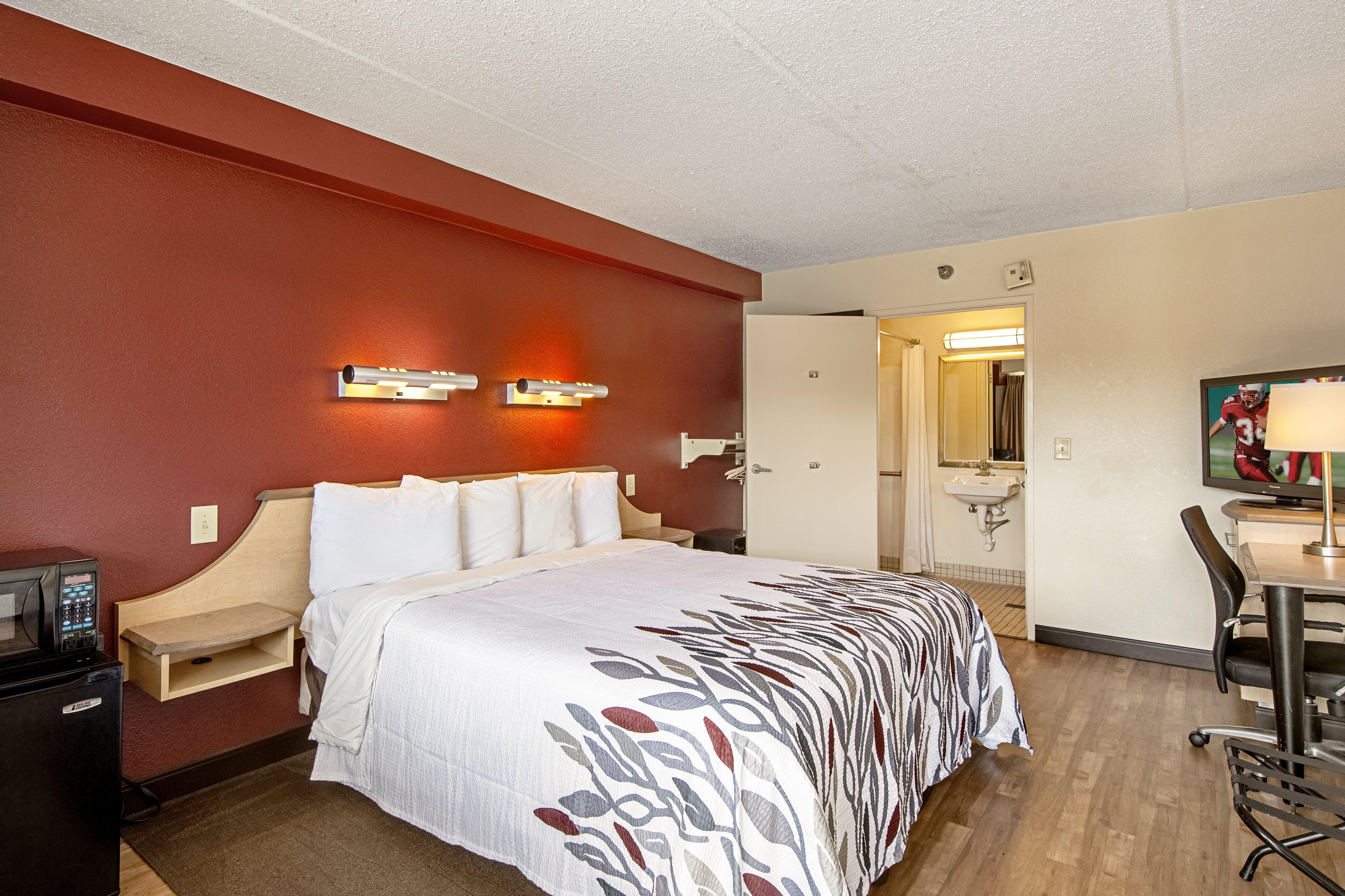 Red Roof Inn Columbia East - Ft Jackson Exterior photo